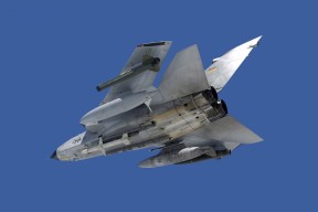 开云·体育官方网站入口-山西龙狮贯彻整体防守理念形成防线合围