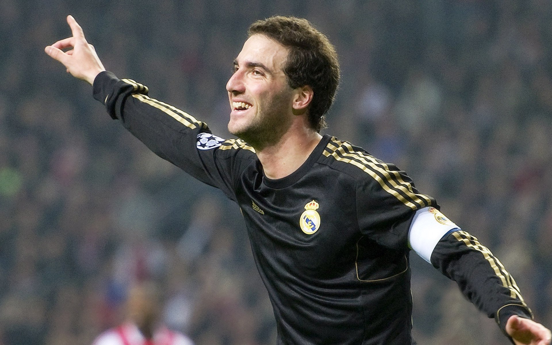 全国游泳冠军赛女子400米混合泳 新星一骑绝尘夺金刷新个人最佳，2021女子400米混合泳