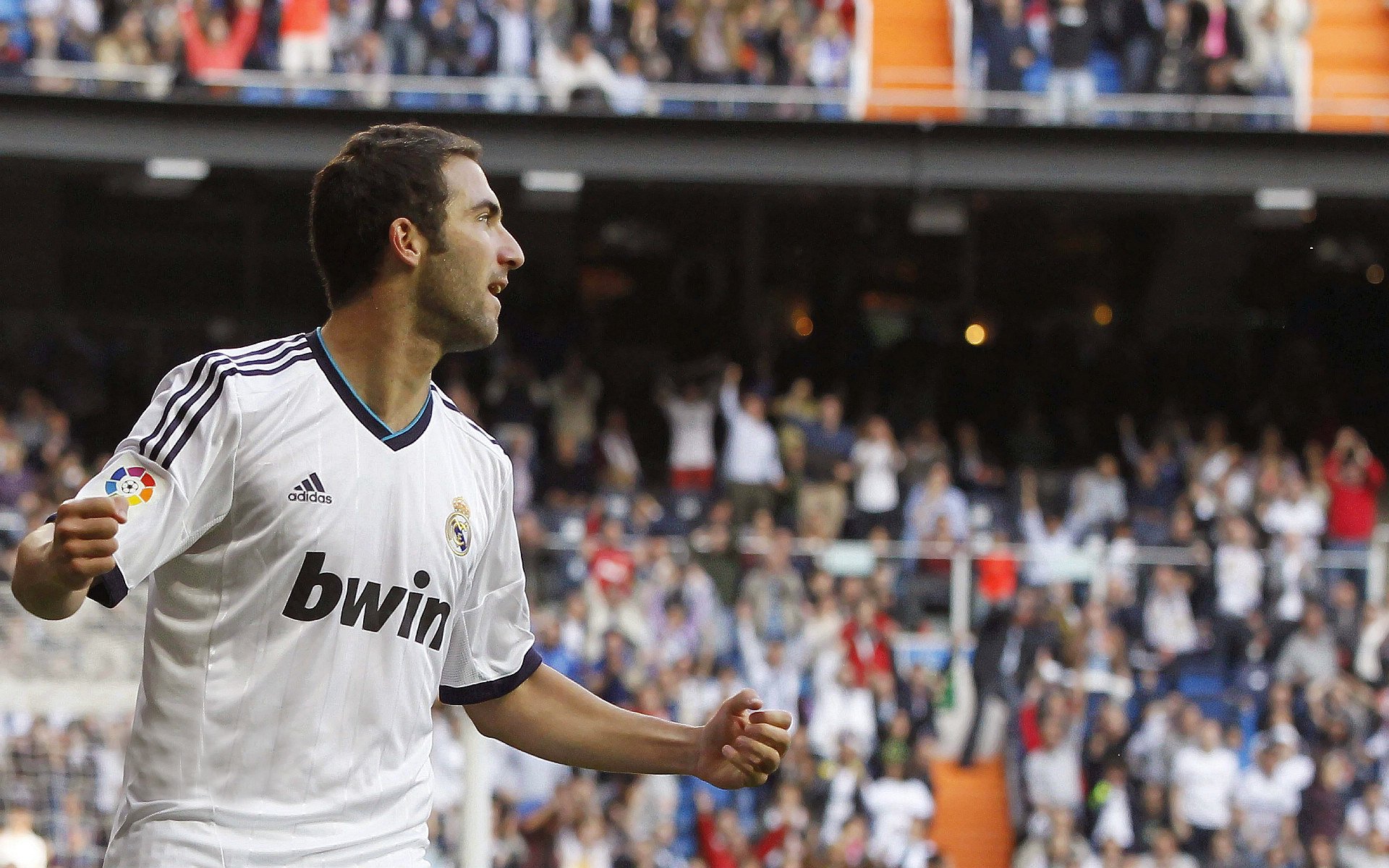 世界足球最贵转会排行榜，世界足坛转会身价排名